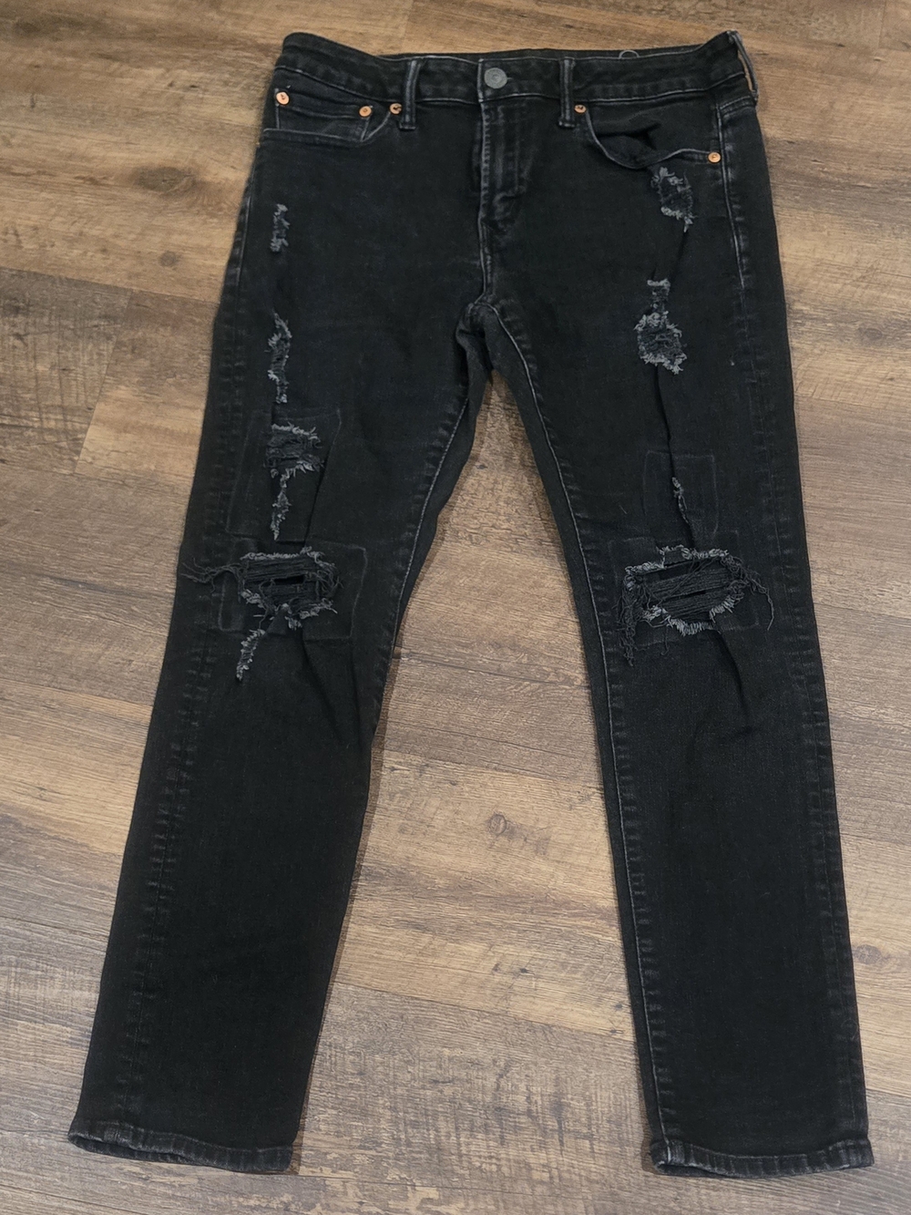American Eagle Outfitters Men's Black Distressed Skinny Jeans